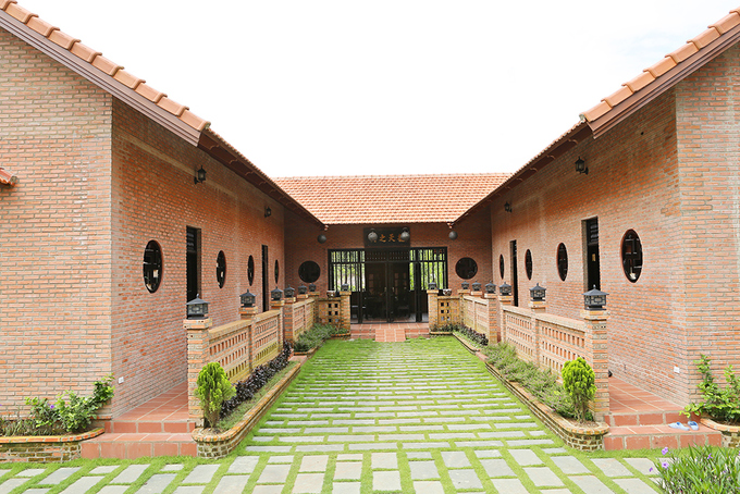 Nhà miệt vườn 1.600 m2 của diễn viên hài Hoàng Mập