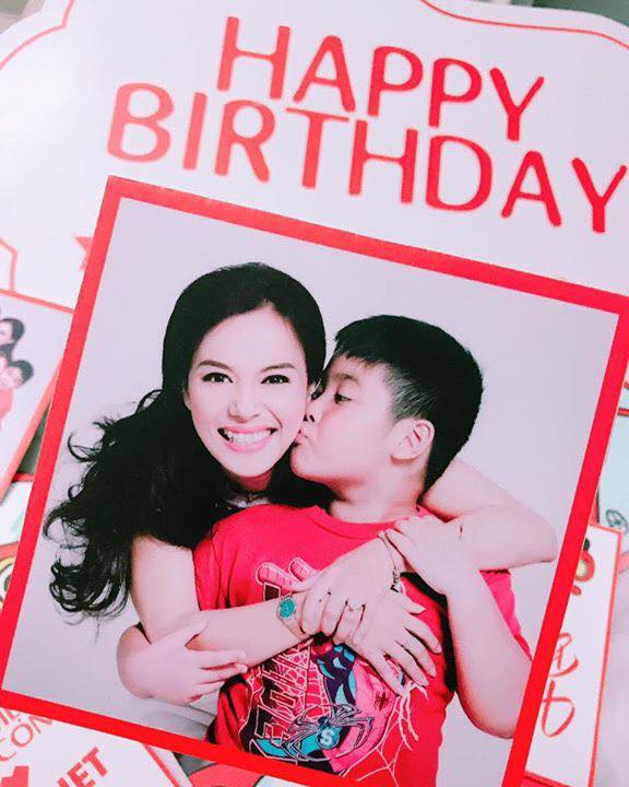 Lý Thanh Thảo tổ chức tiệc sinh nhật ngập sắc đỏ cho con trai đầu