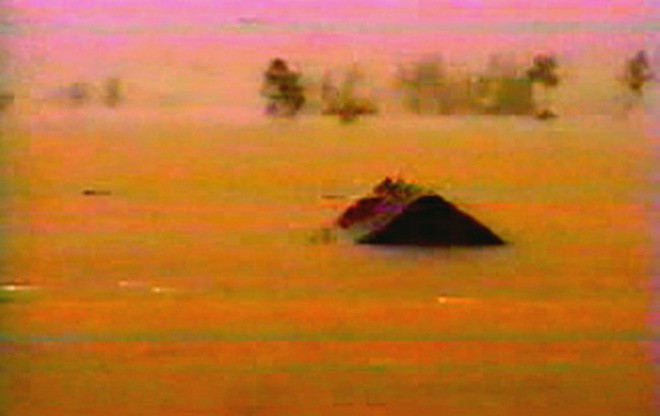 Nhìn lại cơn lũ lịch sử ở Huế năm 1999 và nguy cơ thiên tai lập lại chỉ còn cách một gang tay