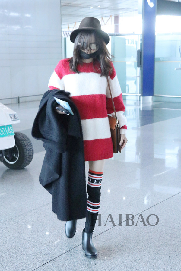 Mỹ nhân châu Á chuộng đầm len ngày lạnh