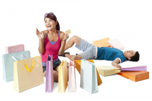 Nếu không muốn bị chồng bỏ, vợ khôn chớ dại tiêu tiền kiểu này