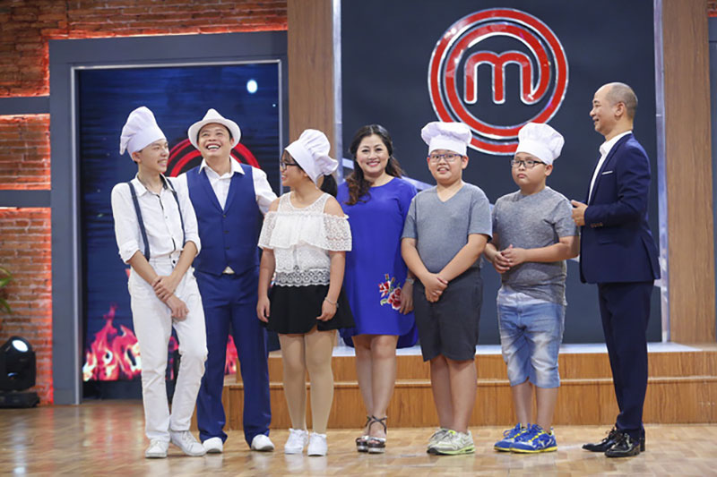 Vua đầu bếp: An Nguy bị đứt tay vẫn xuất sắc loại Bảo Thanh bằng sự thông minh