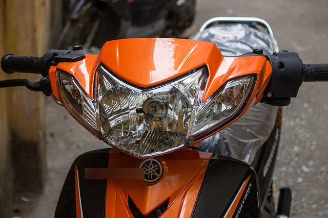 Chi tiết xe máy bán chạy nhất Việt Nam trong bản màu mới