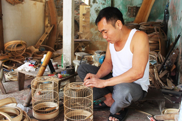 Ngôi làng của những triệu phú lồng chim giữa Thủ đô