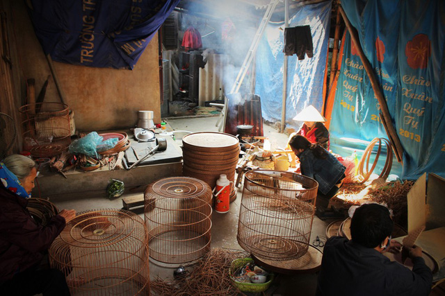 Ngôi làng của những triệu phú lồng chim giữa Thủ đô