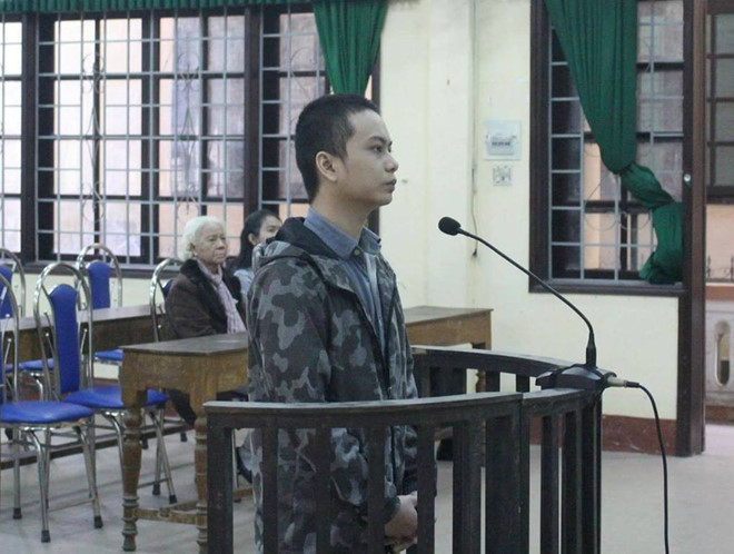 Nam sinh 4 lần vờ mua vàng cưới vợ để cướp