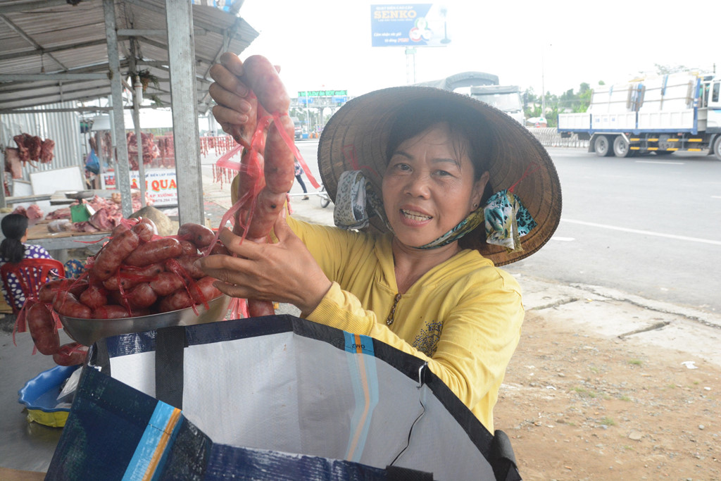 BOT Cai Lậy 24 giờ sau lệnh tạm dừng thu phí