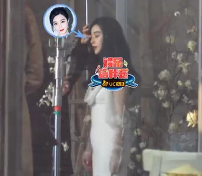 Bị bắt gặp xoa vòng 2 lớn bất thường, Phạm Băng Băng dính nghi vấn có bầu trước khi cưới