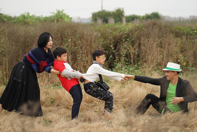 Vợ Xuân Bắc khoe hạnh phúc bên chồng sau sóng gió