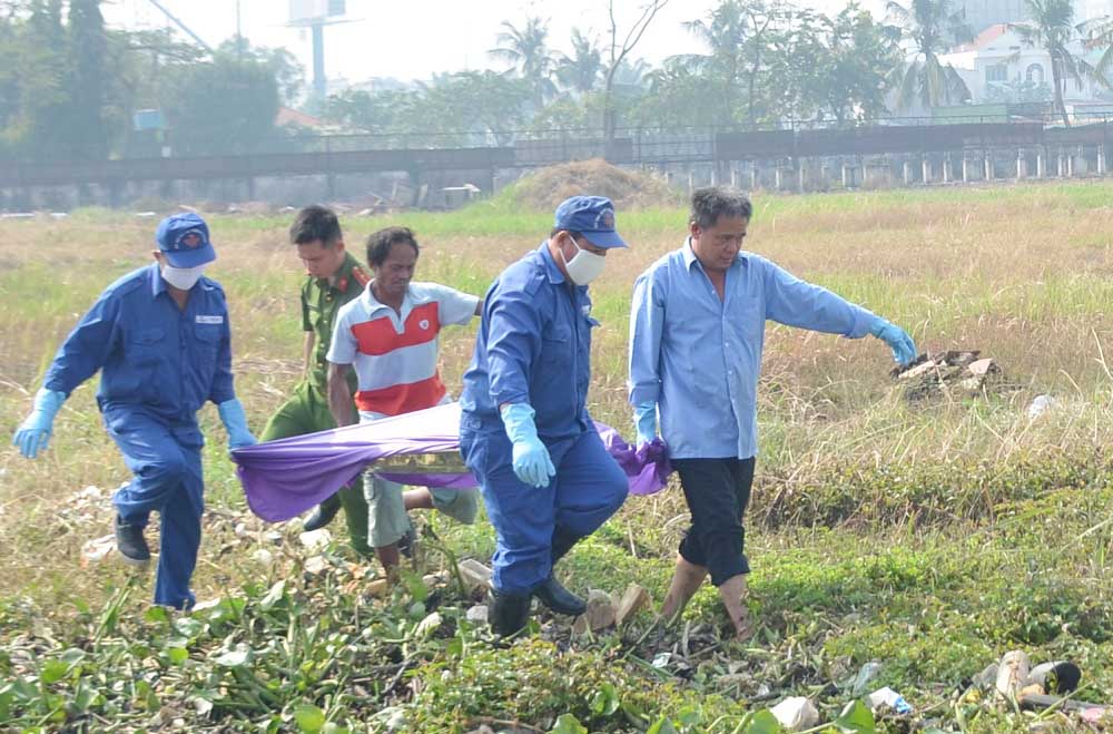 Phát hiện xác chết nữ nổi trên sông Sài Gòn