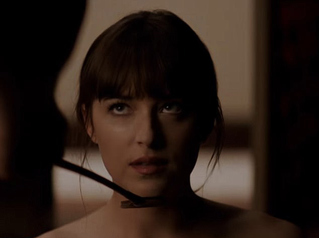 Phần cuối 50 sắc thái tiếp tục ngập cảnh nóng