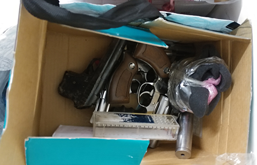 Gã trùm quay video bắn thử súng Rulo chào hàng giới giang hồ