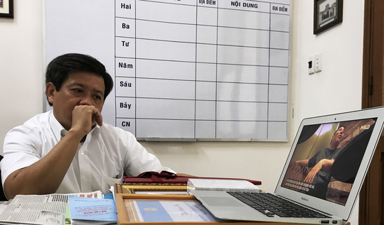 Cán bộ đô thị bảo kê vỉa hè