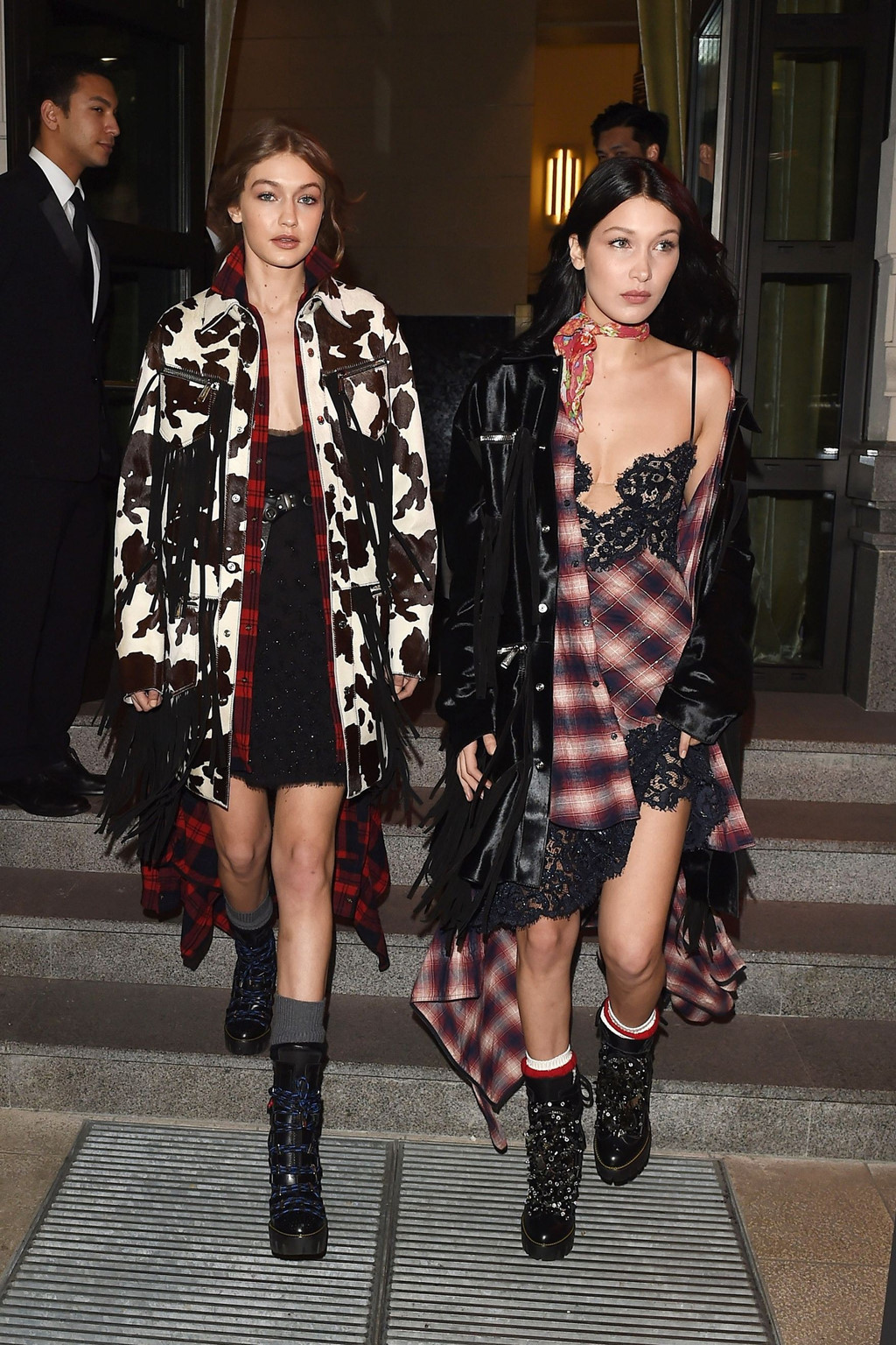 Những bộ cánh sành điệu của cặp chị em Gigi và Bella Hadid