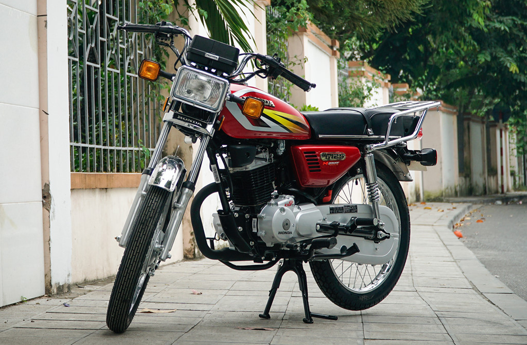 Honda CG125 giá 36 triệu đồng tại Việt Nam