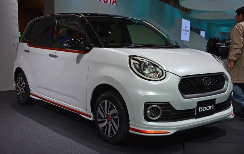 Ô tô cỡ nhỏ của Nhật giá chỉ 296 triệu đồng