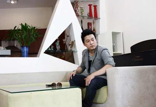 Hai căn nhà tiền tỷ kiêm studio của Lam Trường