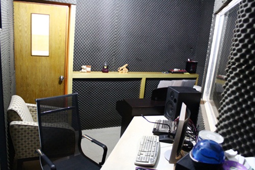 Hai căn nhà tiền tỷ kiêm studio của Lam Trường