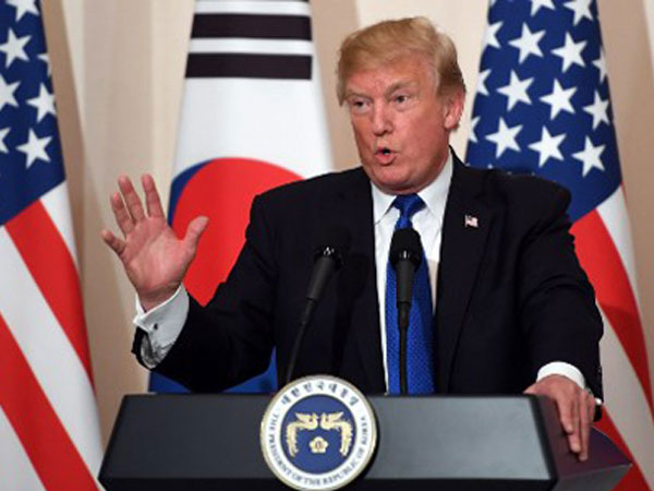 Ông Trump cầu Chúa không phải dùng vũ lực ở bán đảo Triều Tiên