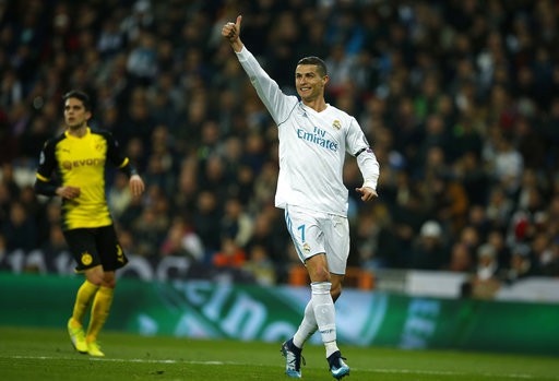 C.Ronaldo lập hai kỷ lục ở Champions League