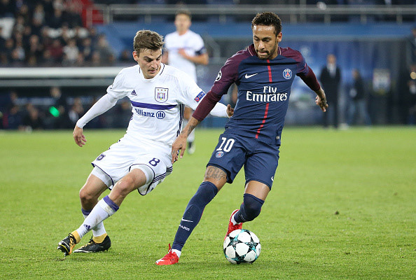 Ở PSG, Neymar có quyền ra sân hoặc nghỉ ngơi tùy thích