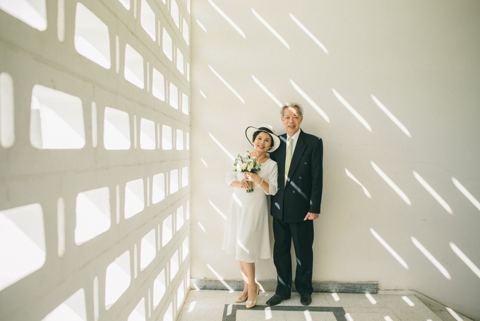 Con trai chụp ảnh cưới cho bố 77 tuổi hút nghìn like