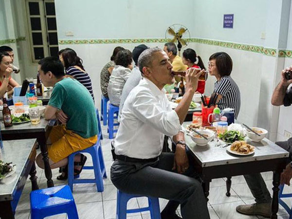 Lên sóng bún chả Obama, chi trăm tỷ quảng cáo, Bia Hà Nội vẫn thất thu