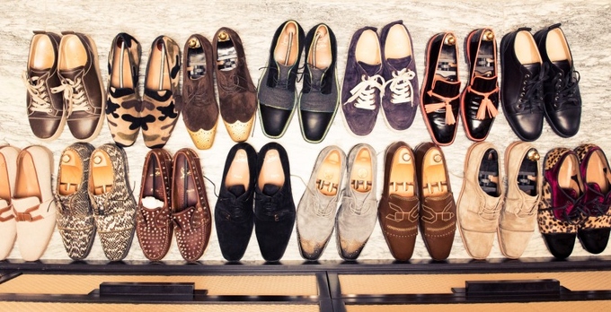 Tủ đồ cao cấp chứa 200 đôi giày của ông hoàng Christian Louboutin