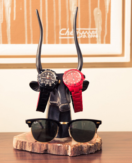 Tủ đồ cao cấp chứa 200 đôi giày của ông hoàng Christian Louboutin Tủ đồ cao cấp chứa 200 đôi giày của ông hoàng Christian Louboutin