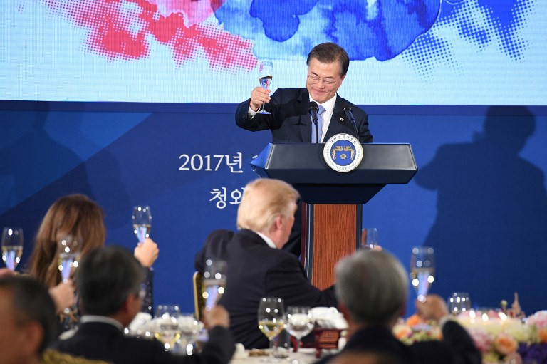 Hàn Quốc linh đình mở quốc yến chiêu đãi vợ chồng Tổng thống Trump