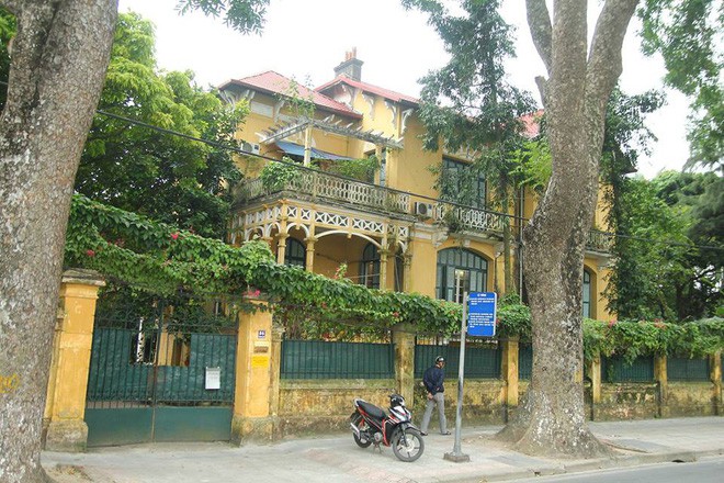 Con trai của người hiến 5.000 lượng vàng cho Nhà nước: Mẹ tôi sống giản dị, những thứ phù phiếm hình thức chỉ là vô thường