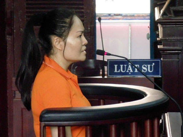 Ký 21 lệnh chuyển tiền mà… không biết vì sao mình ký