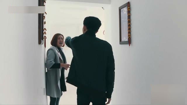 Suốt ngày sang nhà thông gia mách tội con dâu, bà mẹ chồng không ngờ có ngày phải cứng họng vì người này