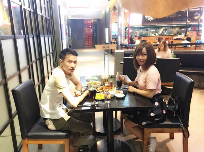 Là mẹ đơn thân mắc ung thư giai đoạn cuối vẫn có chàng trai nắm tay chưa một lần rời đi