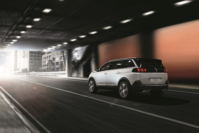 Peugeot 5008 - SUV 7 chỗ thế hệ mới về Việt Nam tháng 12