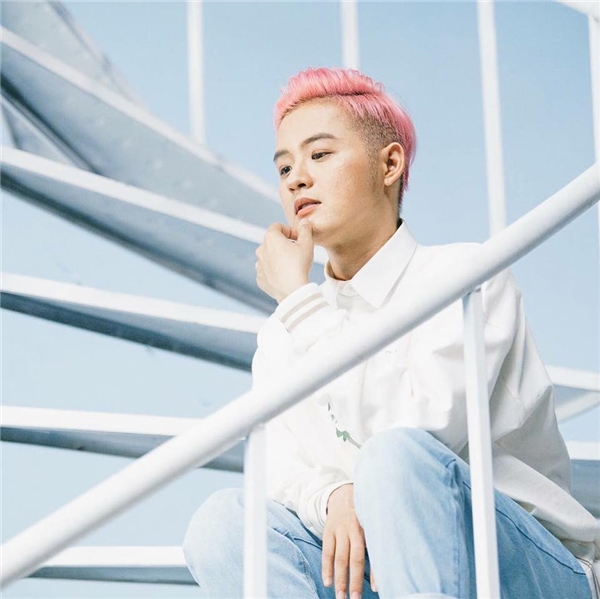 Trước khi bước vào showbiz, các sao Việt sau đây đã từng là giáo viên