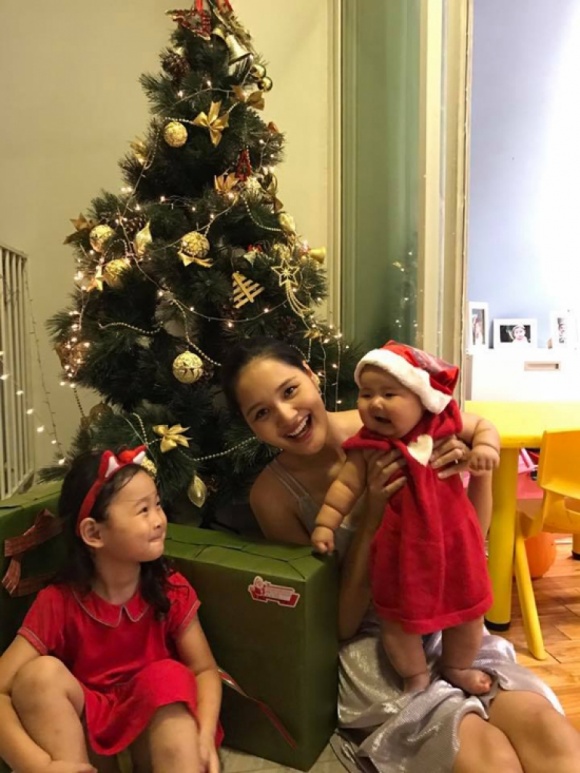 Lấy chồng không phải đại gia, cuộc sống của Hoa hậu đẹp nhất châu Á giờ ra sao? Lấy chồng không phải đại gia, cuộc sống của Hoa hậu đẹp nhất châu Á giờ ra sao?