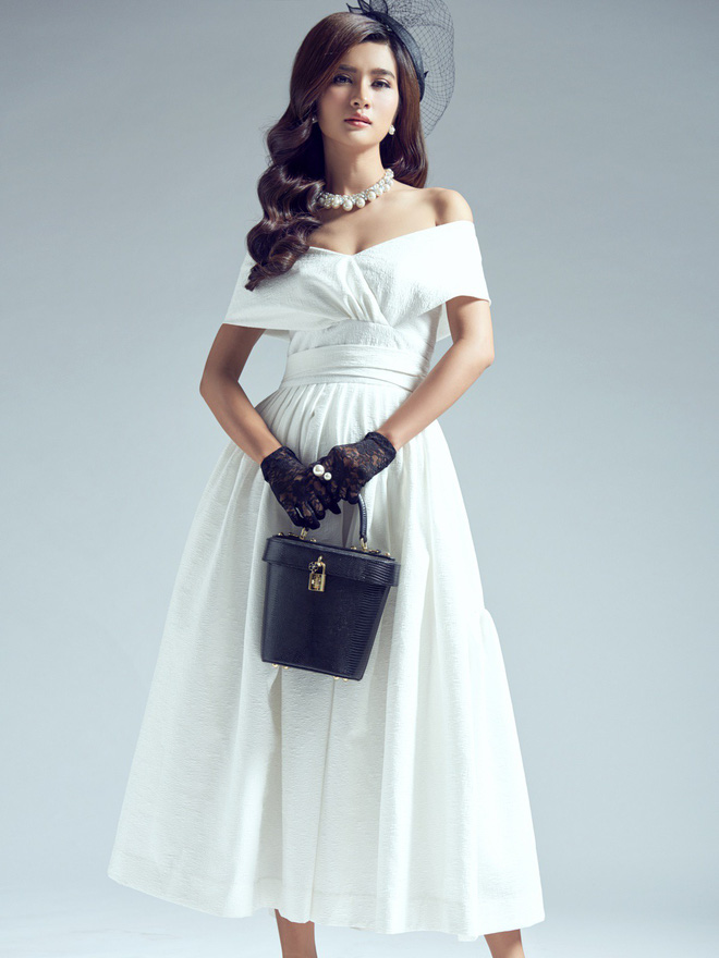 Mẹ đơn thân Kim Tuyến hóa quý cô thập niên 60 đầy kiêu kỳ