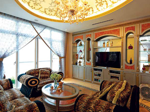 Trúc phim Những ngọn nến trong đêm giờ sống trong ngôi nhà ra sao?