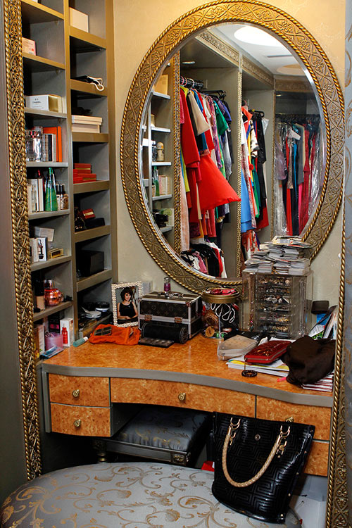 Trúc phim Những ngọn nến trong đêm giờ sống trong ngôi nhà ra sao?