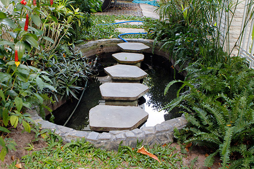 Trúc phim Những ngọn nến trong đêm giờ sống trong ngôi nhà ra sao?