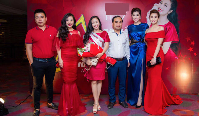 Sau ồn ào làm đại sứ cho lô hàng 11 tỷ, Ốc Thanh Vân khoe ảnh hạnh phúc cùng các con Sau ồn ào làm đại sứ cho lô hàng 11 tỷ, Ốc Thanh Vân khoe ảnh hạnh phúc cùng các con