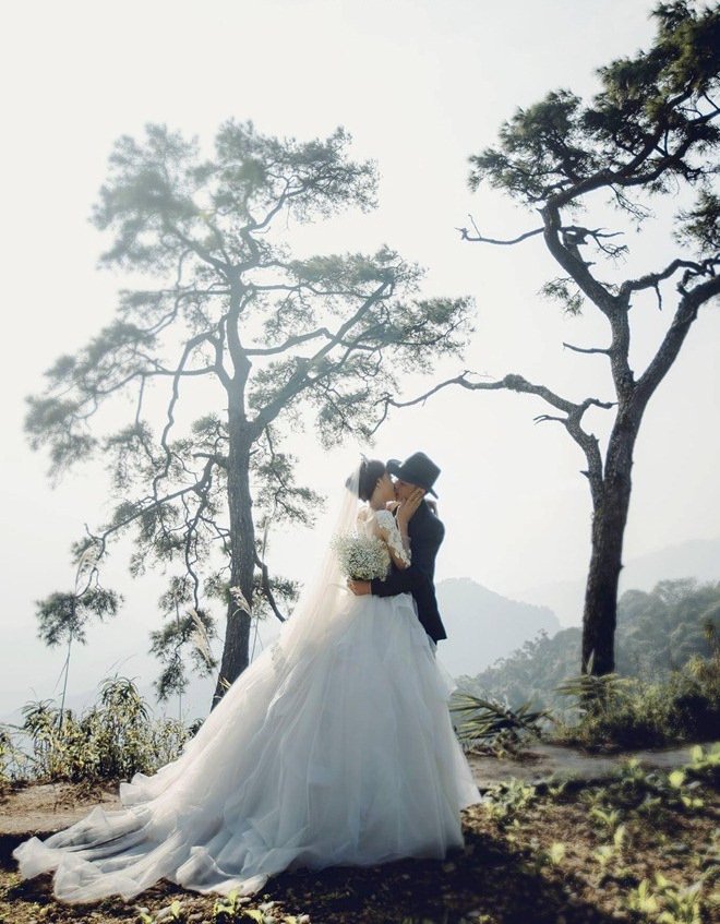 Đám cưới Trần Tú - Người phán xử: Công Lý cùng bạn gái và đồng nghiệp tưng bừng tới dự