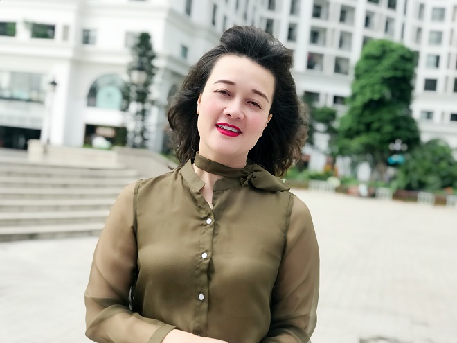 Vân Dung: Xấu và vô duyên như tôi, ai gạ tình bây giờ?