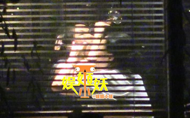 Vương Phi hội ngộ chồng cũ khi Tạ Đình Phong mải miết với công việc