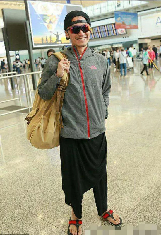 Vương Phi hội ngộ chồng cũ khi Tạ Đình Phong mải miết với công việc