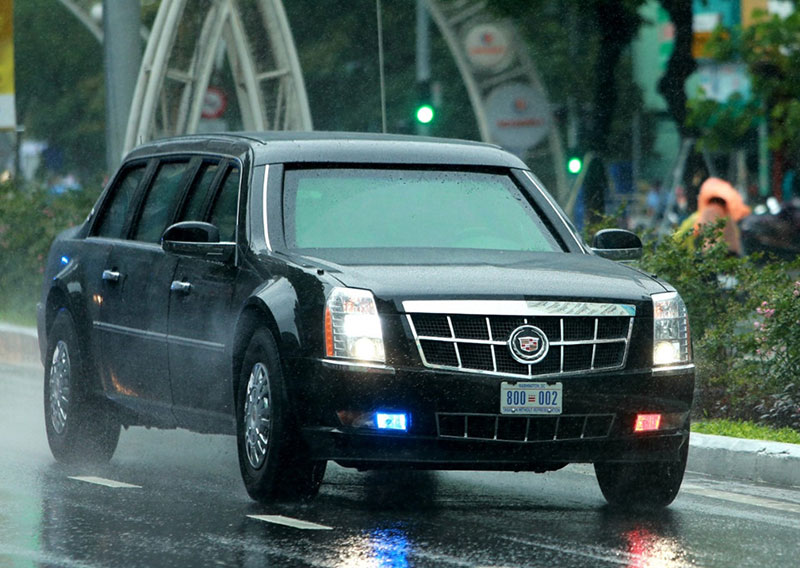 Những chiếc xe đặc biệt trong đoàn hộ tống Tổng thống Trump