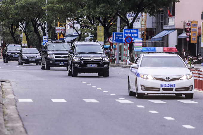 Hàng nghìn xe sang chở đại biểu APEC 2017 có gì đặc biệt?
