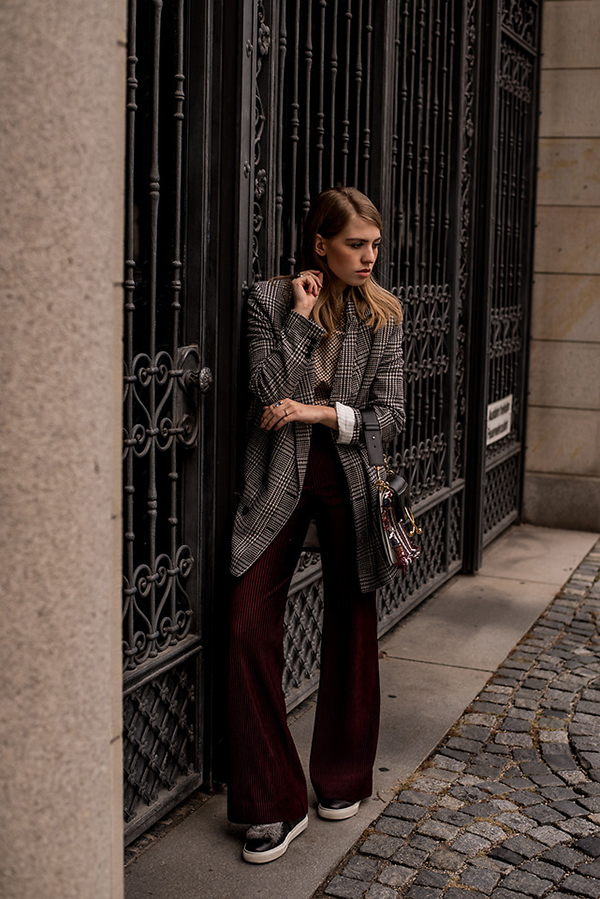 Những kiểu áo khoác phù hợp với xu hướng thu đông 2017