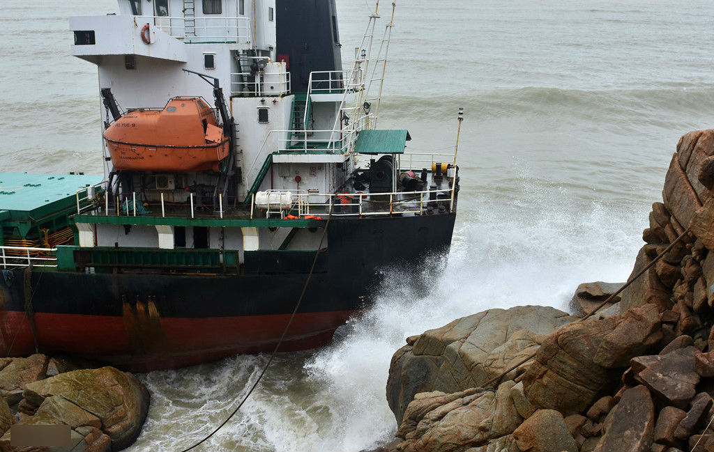 Vì sao bão số 12 gây thảm hoạ tàu chìm ở cảng Quy Nhơn?